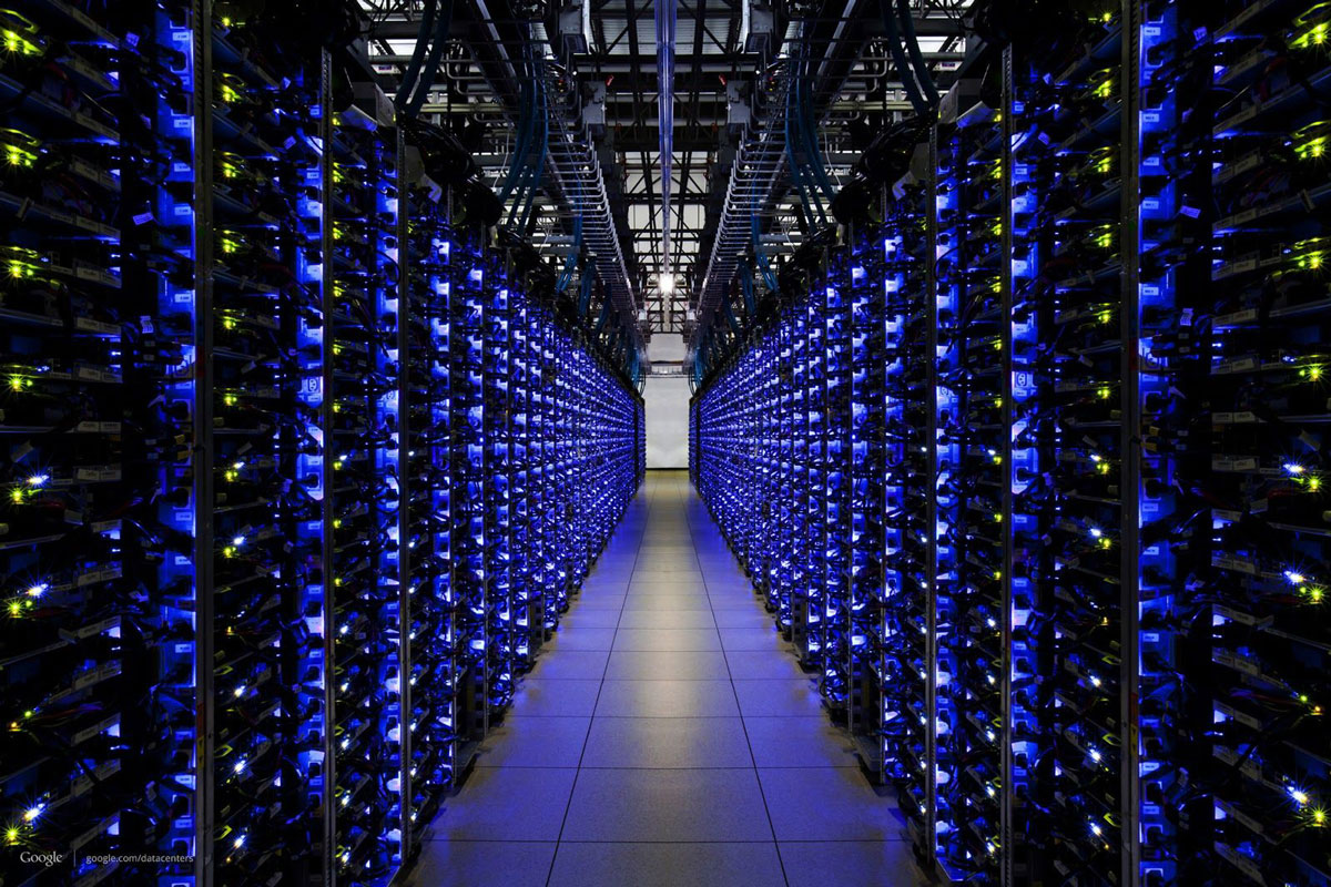 Google Cloud 数据中心服务器